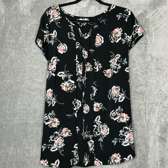 Croft & Barrow 2X Shirt Top‎ Black White Floral Flower Cap Short Sleeve V Neck - Picture 1 of 7